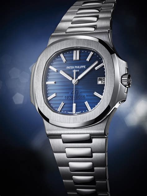 montre qui ressemble a patek philippe|Patek Philippe nautilus watch.